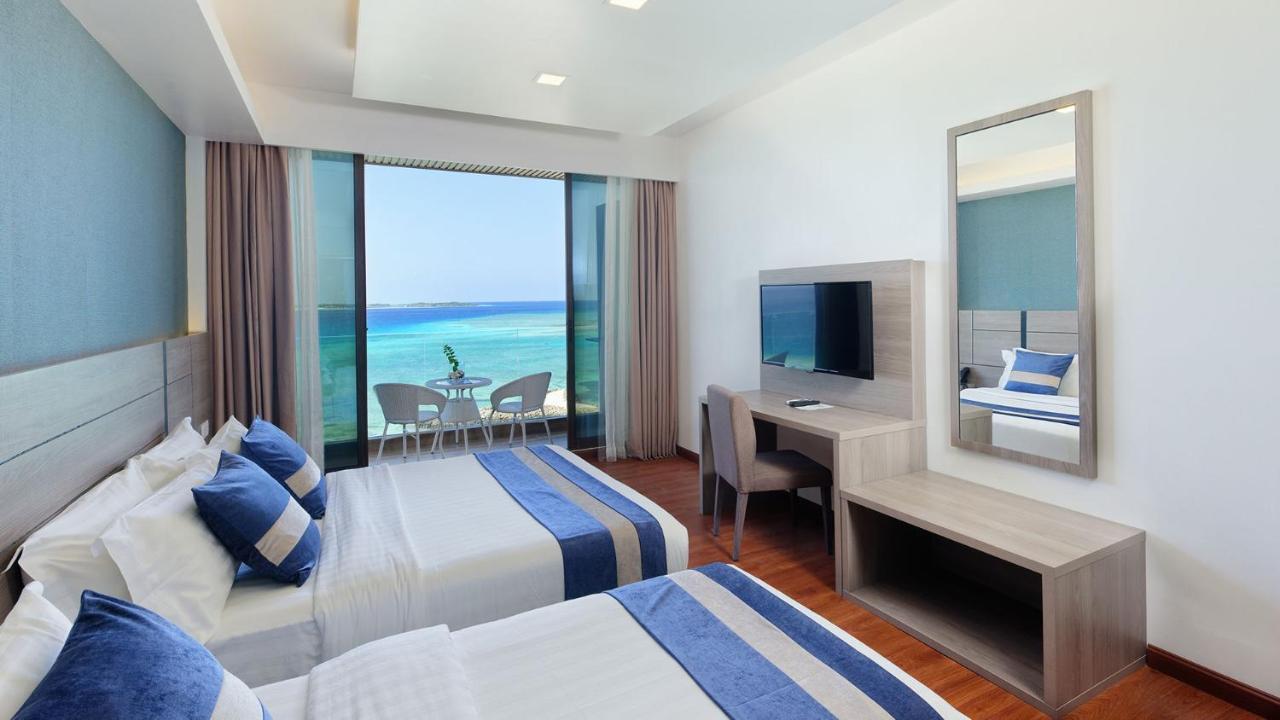 Arena Beach Hotel Maafushi Bagian luar foto